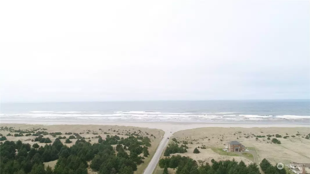 1301 Cranberry RD, Long Beach, WA 98631