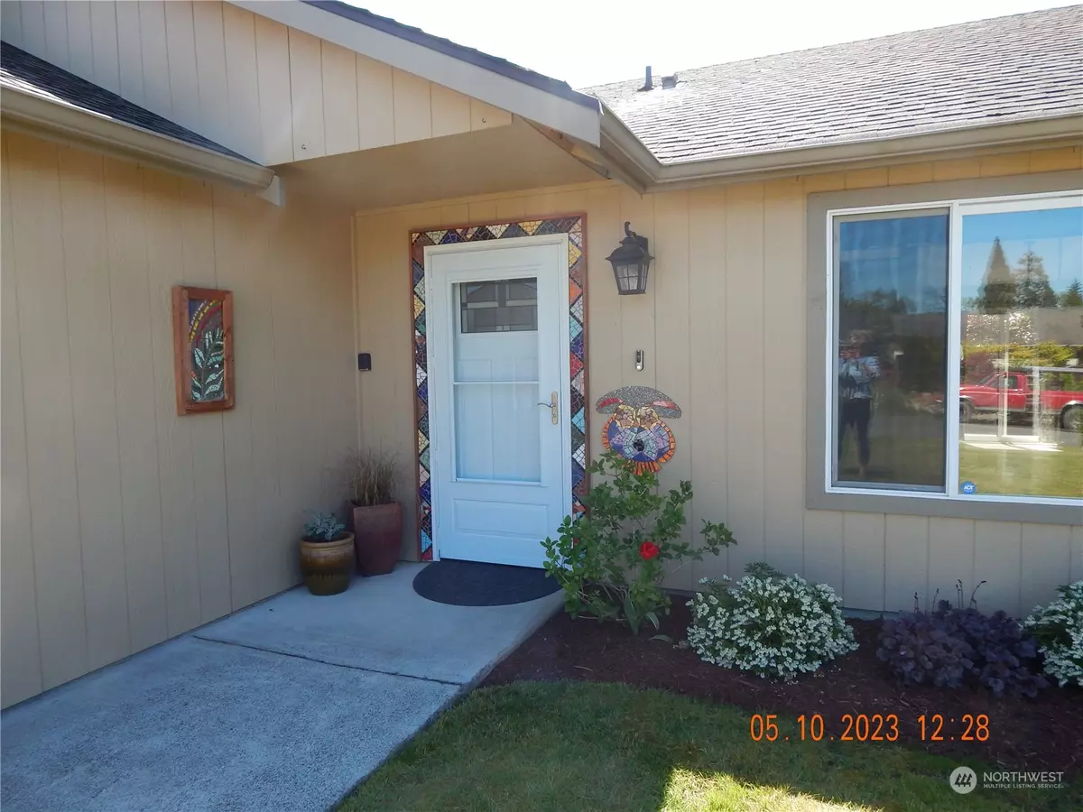 Sequim, WA 98382,270 Independence DR