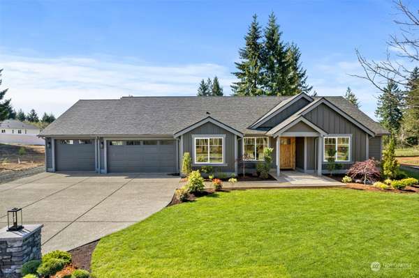 125 Sycamore LN, Onalaska, WA 98570