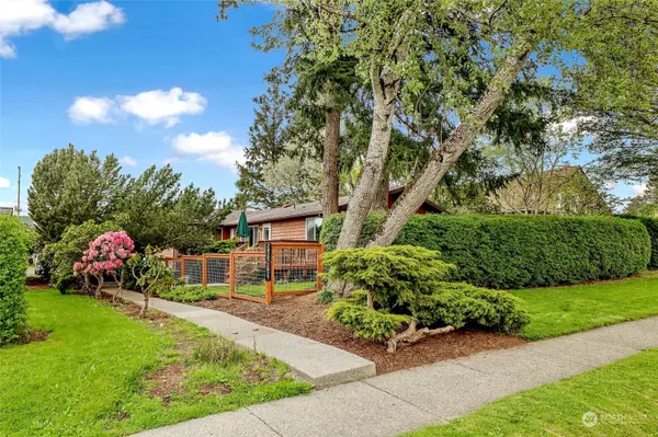 2825 Pacific ST, Bellingham, WA 98226