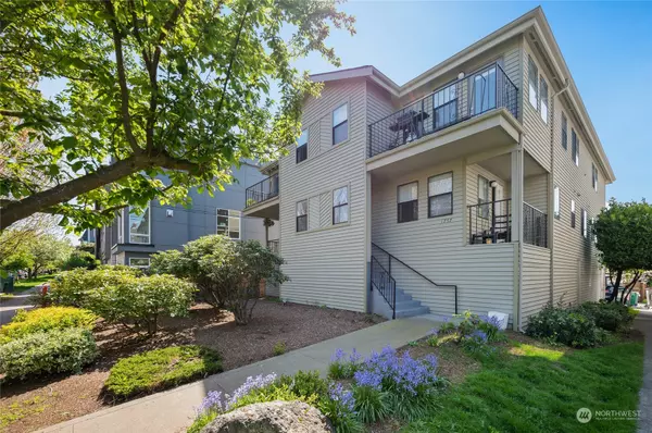 1757 NW 61st ST, Seattle, WA 98107