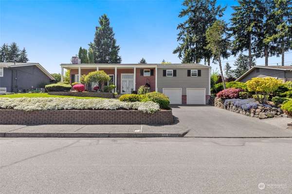 1006 Laurel CT, Fircrest, WA 98466