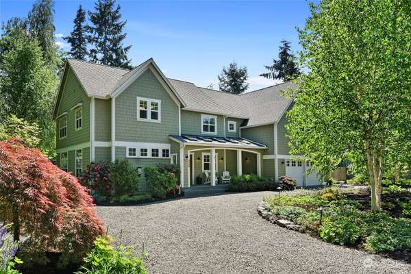 301 Weaver RD NW, Bainbridge Island, WA 98110