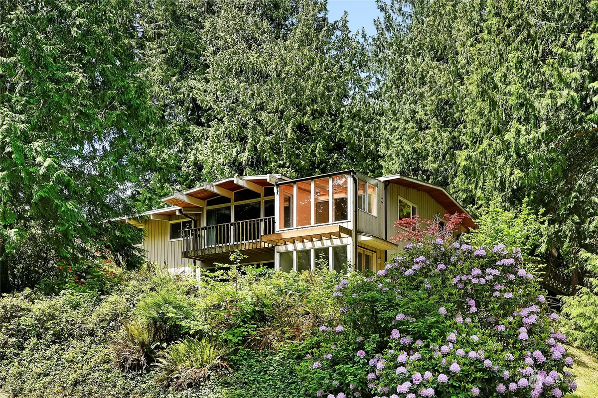 Suquamish, WA 98392,17627 Division AVE NE
