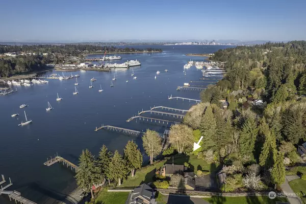 Bainbridge Island, WA 98110,5943 Rose LOOP NE