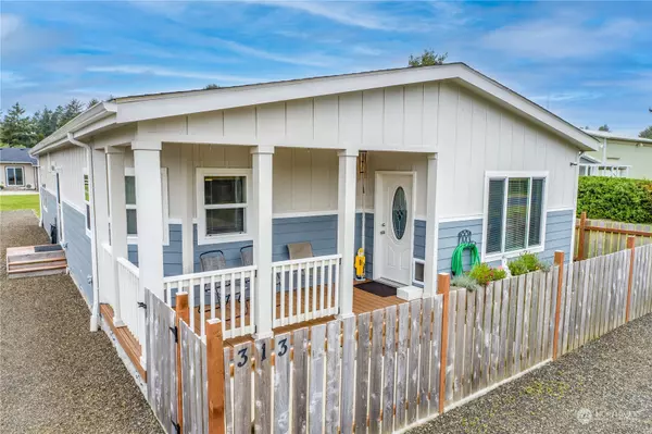313 N Hoquiam ST, Westport, WA 98595