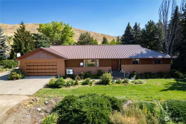 20757 Highway 20, Twisp, WA 98856