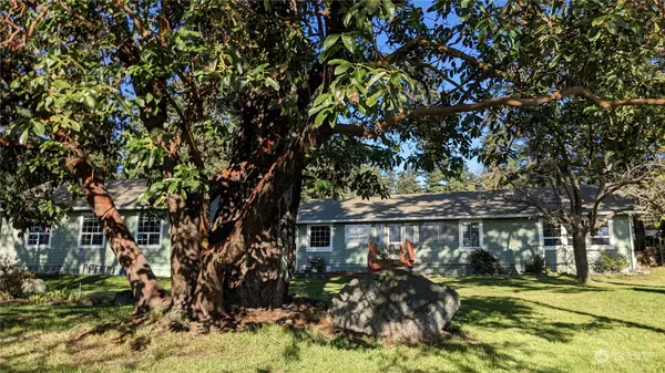 Orcas Island, WA 98245,24 Shady LN