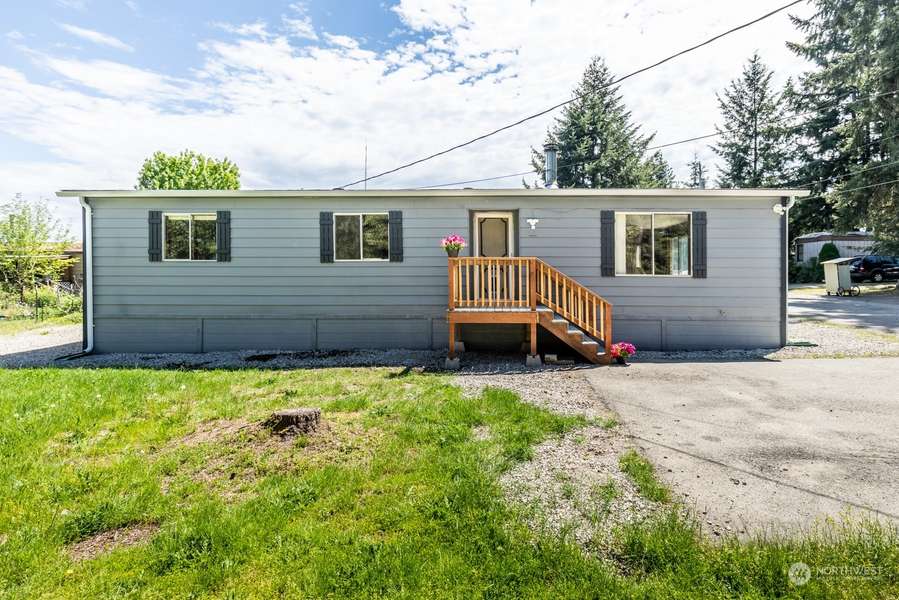 7420 State Highway 3 SW #41, Bremerton, WA 98312