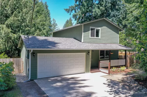 21820 Crest LN SE, Yelm, WA 98597