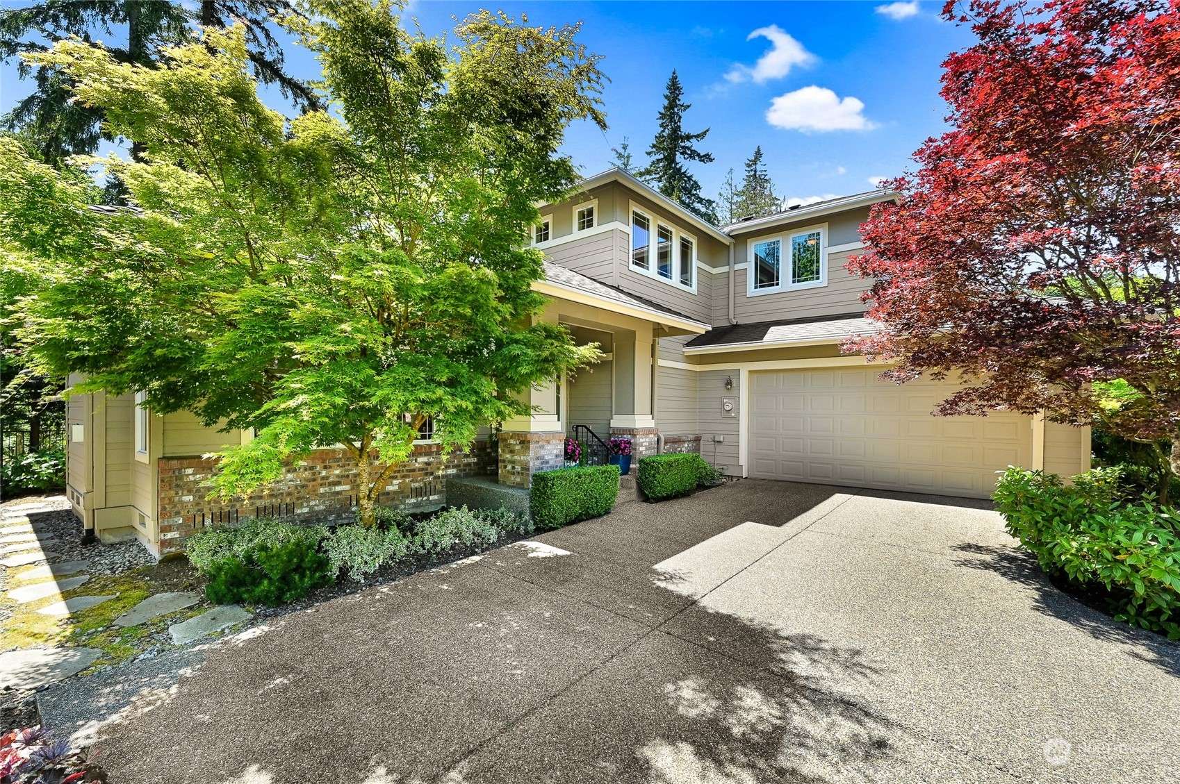 24337 NE Vine Maple WAY, Redmond, WA 98053
