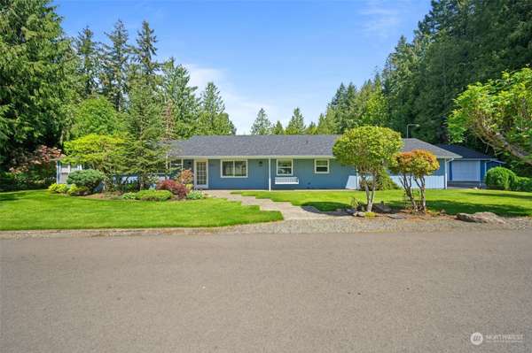 401 Coal AVE, Carbonado, WA 98323