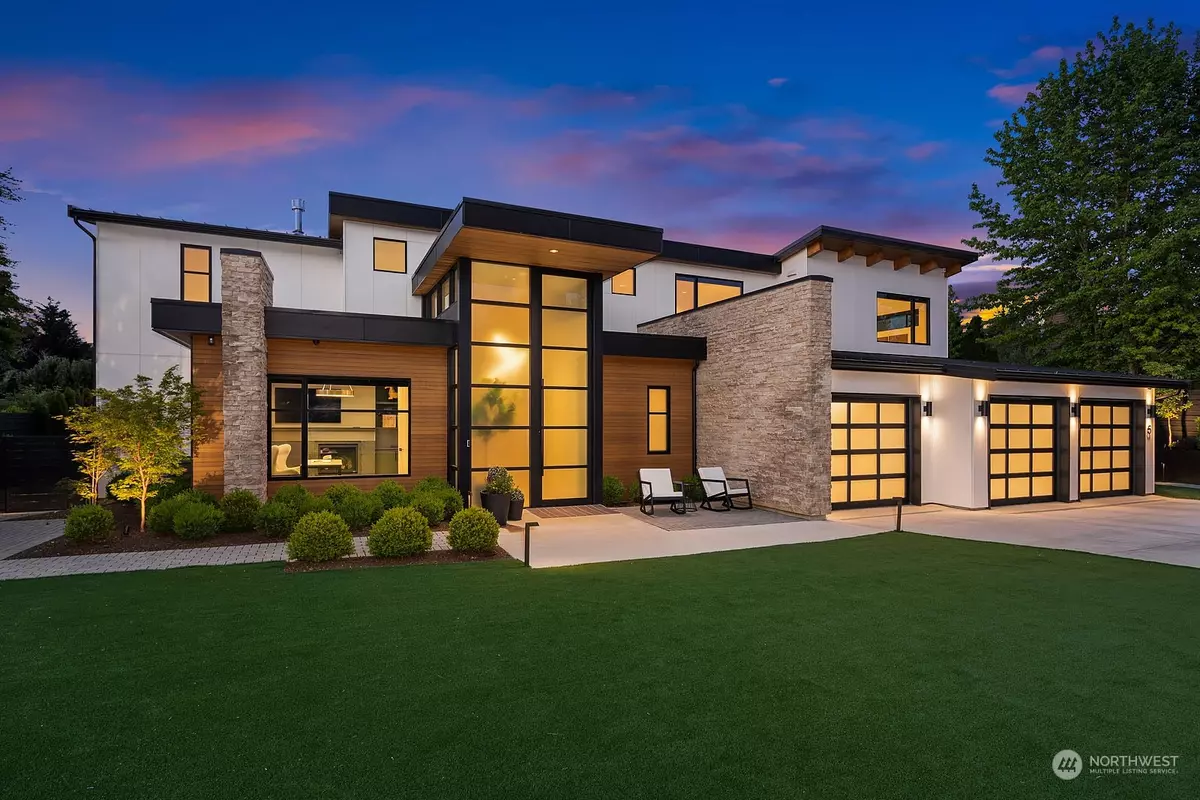 Bellevue, WA 98006,5 Crescent Key