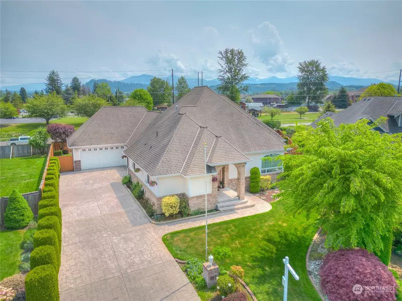 545 Mountain Circle DR, Buckley, WA 98321