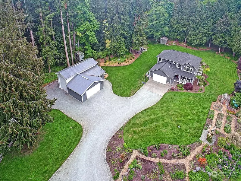 2984 Janet AVE, Camano Island, WA 98282