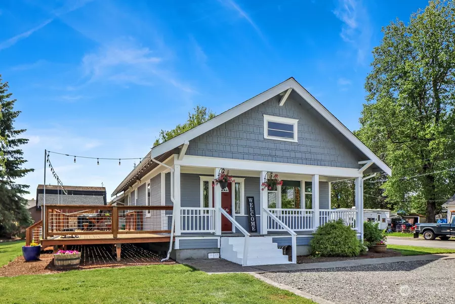 318 Gough ST, Sumas, WA 98295