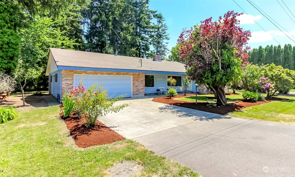 425 20th ST NW, Puyallup, WA 98371