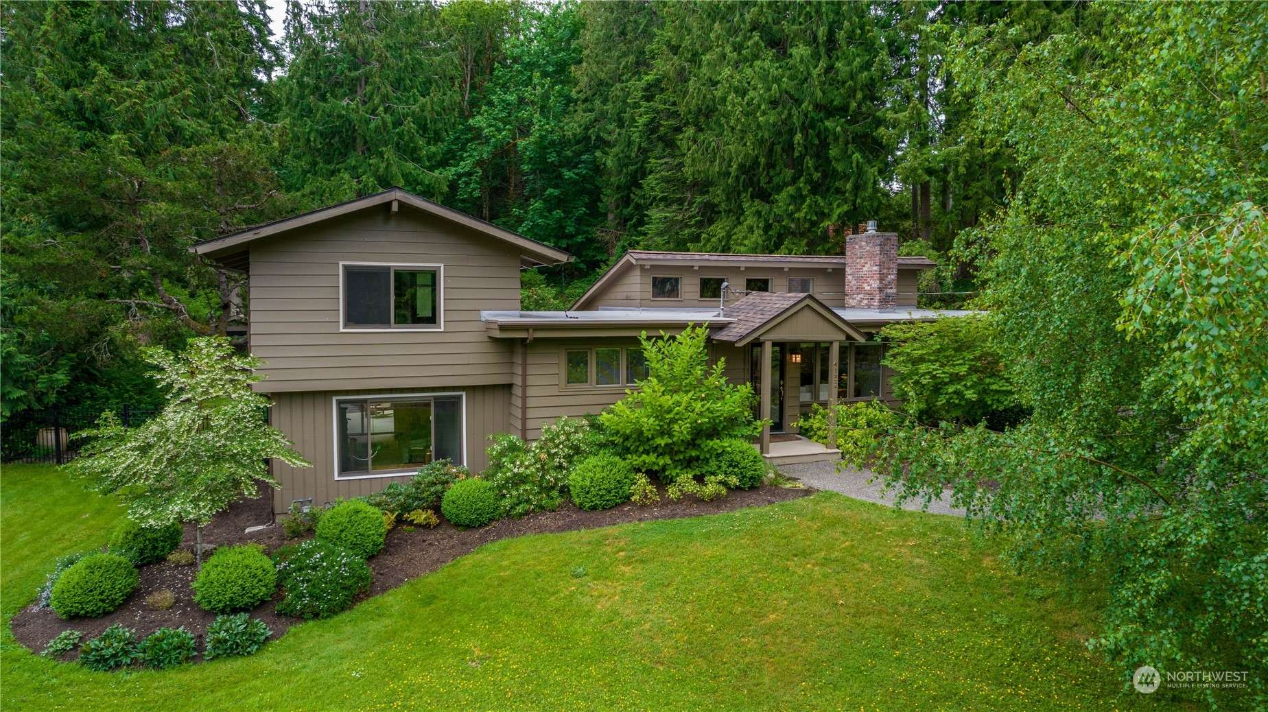 4132 Lakeway DR, Bellingham, WA 98229