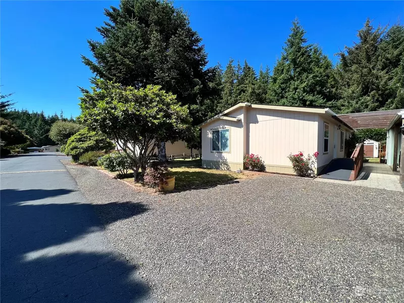 17 Rustemeyer RD #17, Aberdeen, WA 98520