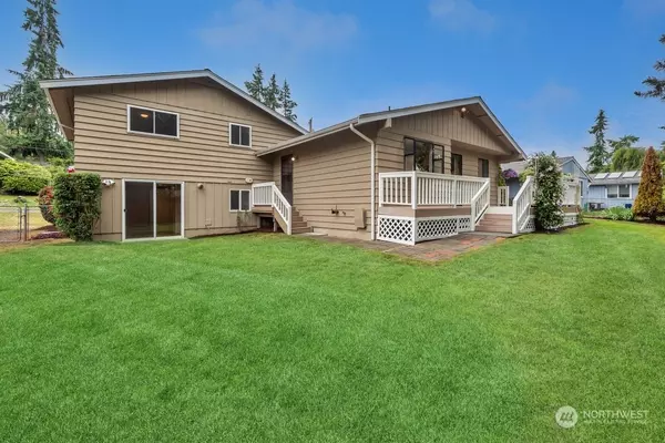 Edmonds, WA 98026,18629 79th PL W