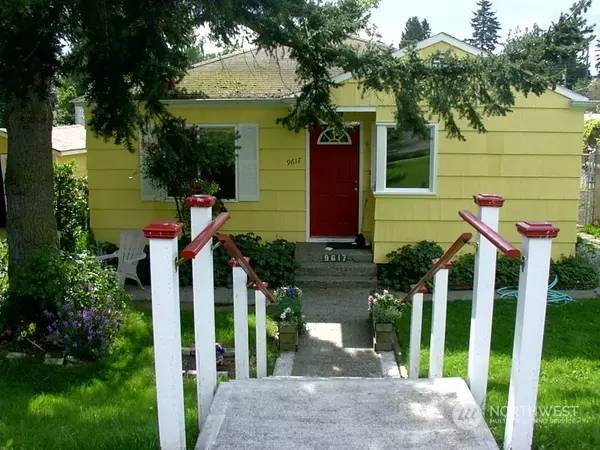 9617 Fremont AVE N, Seattle, WA 98103