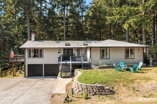 10903 Sunfish PL, Anderson Island, WA 98303