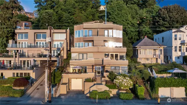 1202 Lakeview BLVD E #3, Seattle, WA 98102