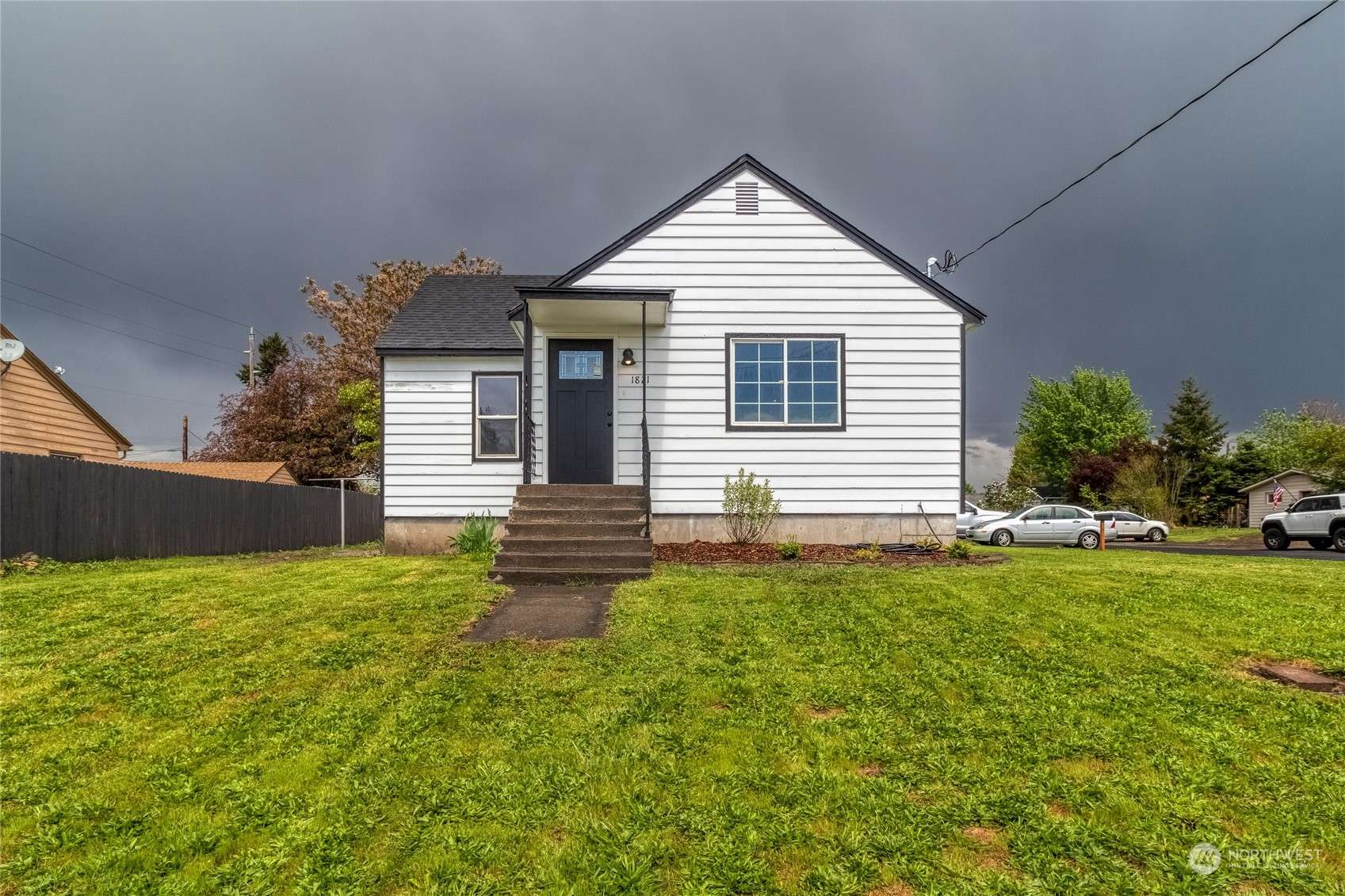 1821 J ST, Walla Walla, WA 99362