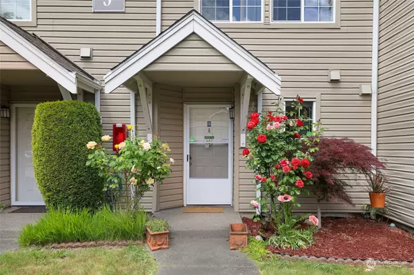 2100 S 336th ST #J4, Federal Way, WA 98003