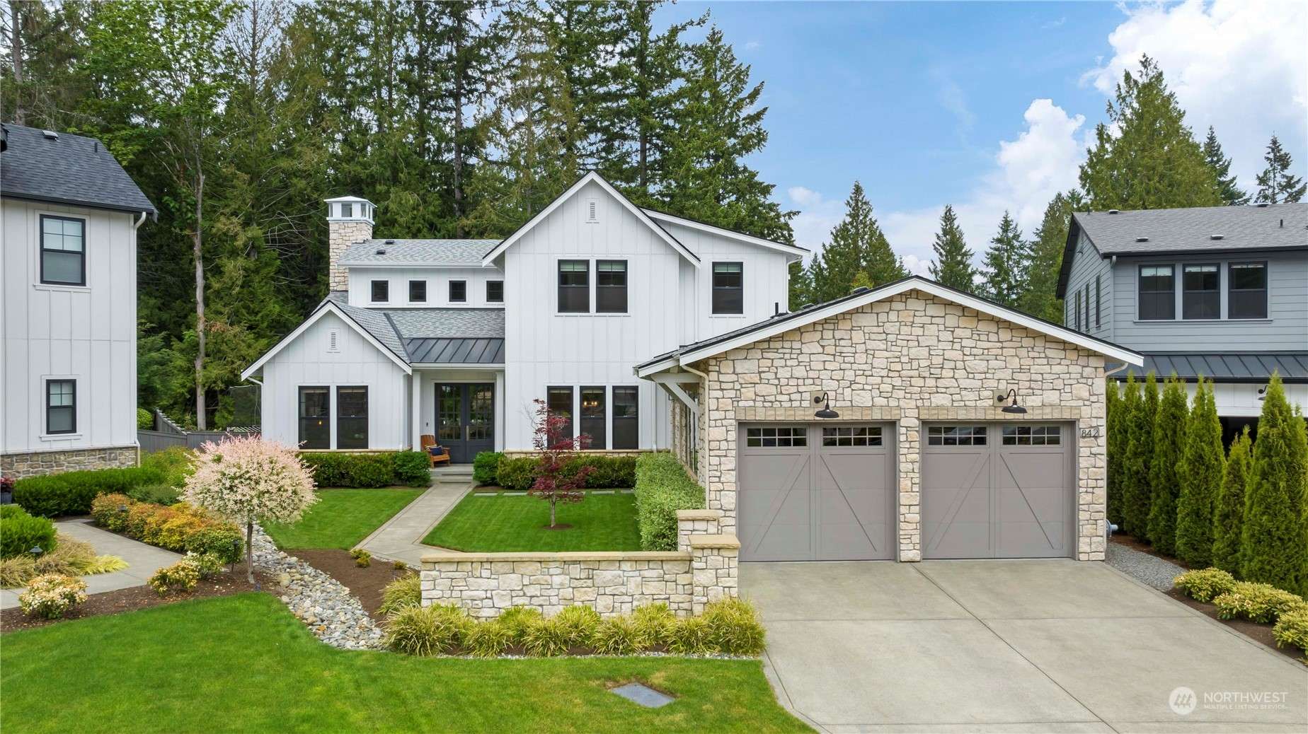 842 245th PL NE, Sammamish, WA 98074