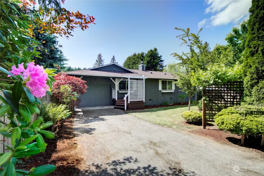 8638 NE 141 ST, Kirkland, WA 98034