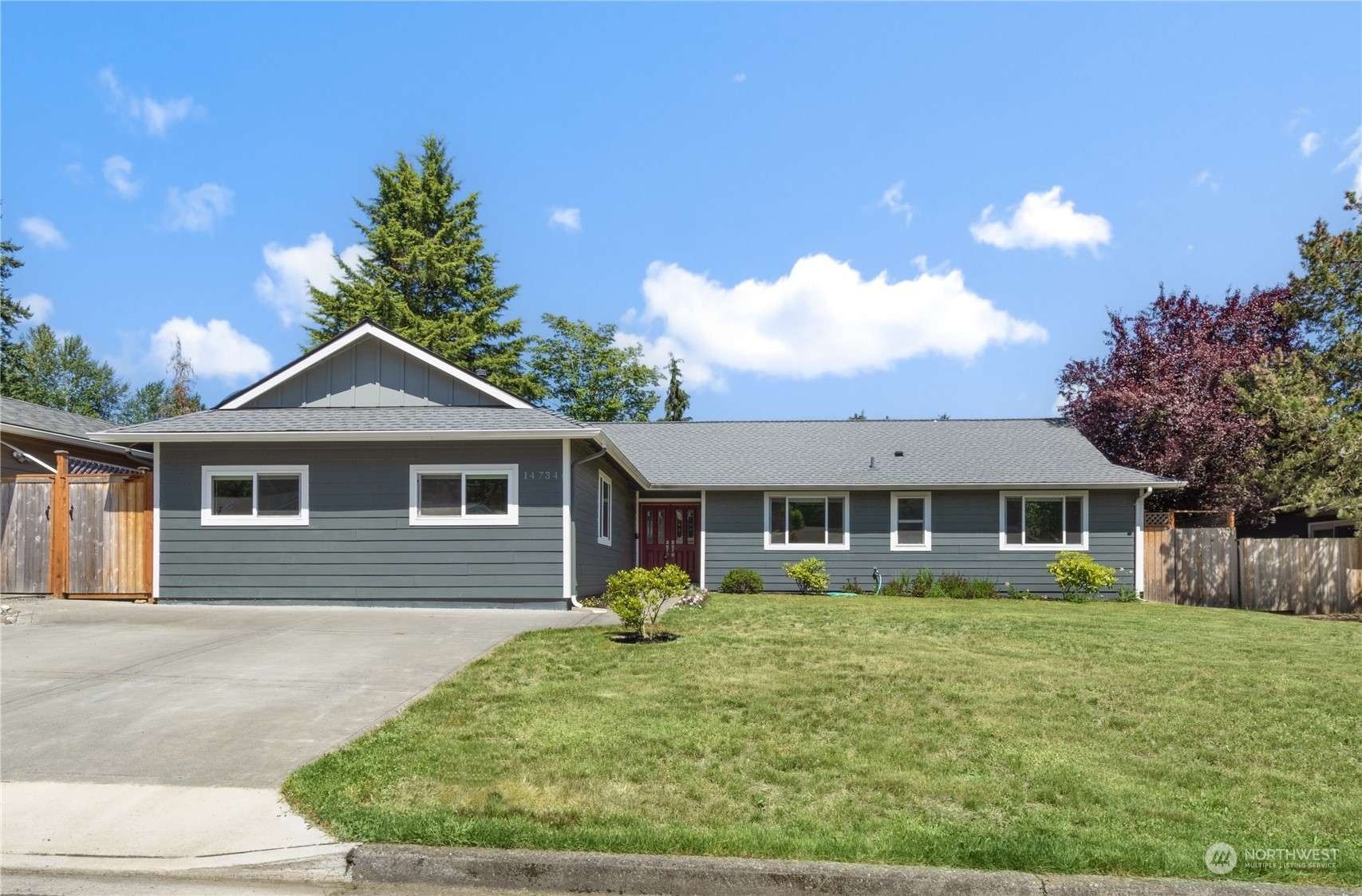 14734 112th AVE NE, Kirkland, WA 98034