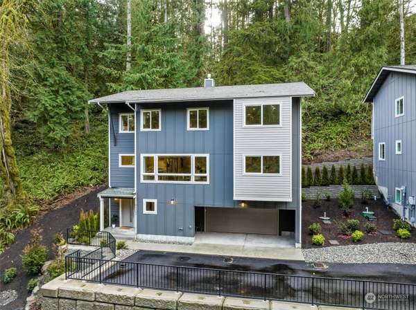 21197 NE 6th ST, Sammamish, WA 98074