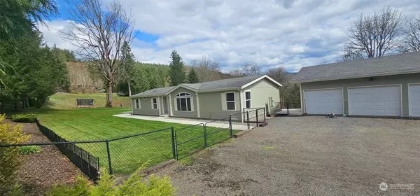 204 Masada DR, Kelso, WA 98626