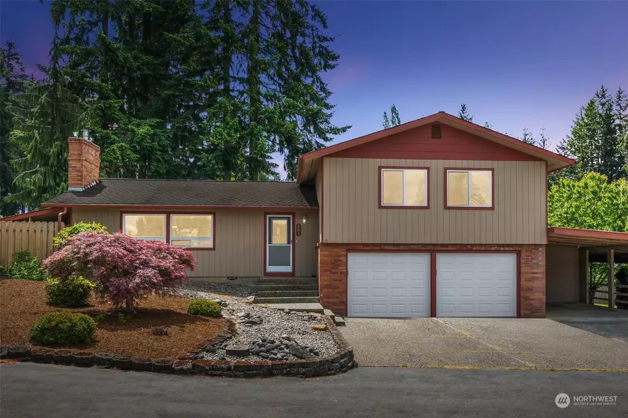 203 E Parkwood CT, Napavine, WA 98532