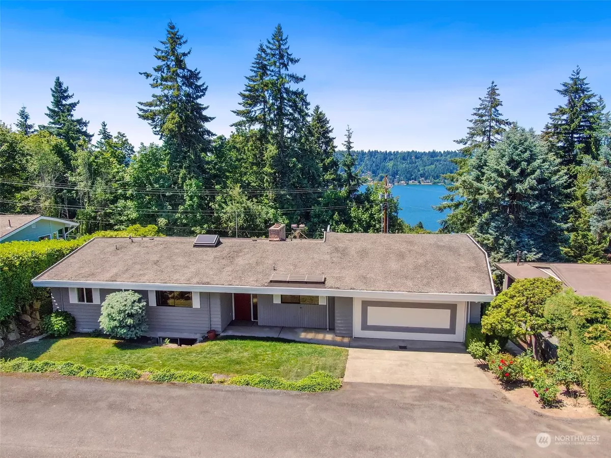 Bellevue, WA 98006,4954 116th PL SE