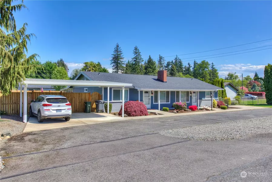 2309 2311 111th AVE E, Edgewood, WA 98372