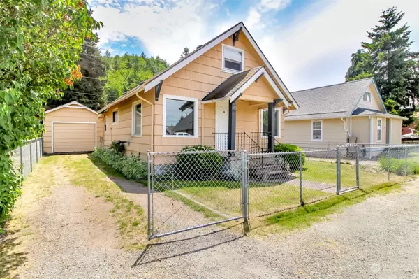 280 Stanford AVE, Carbonado, WA 98323