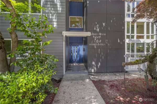 1324 W Emerson ST #302, Seattle, WA 98119