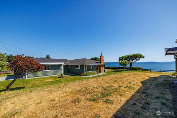 486 Vista RD, Freeland, WA 98249