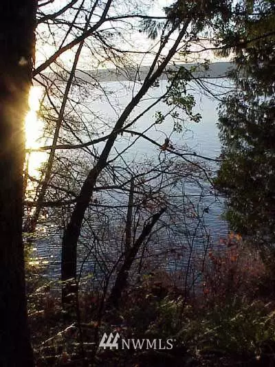 20 XXX Robinwood SW, Vashon, WA 98070