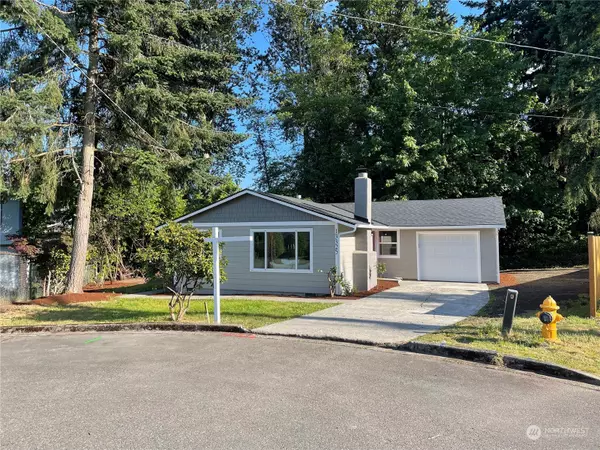 13325 27 AVE S, Seatac, WA 98168