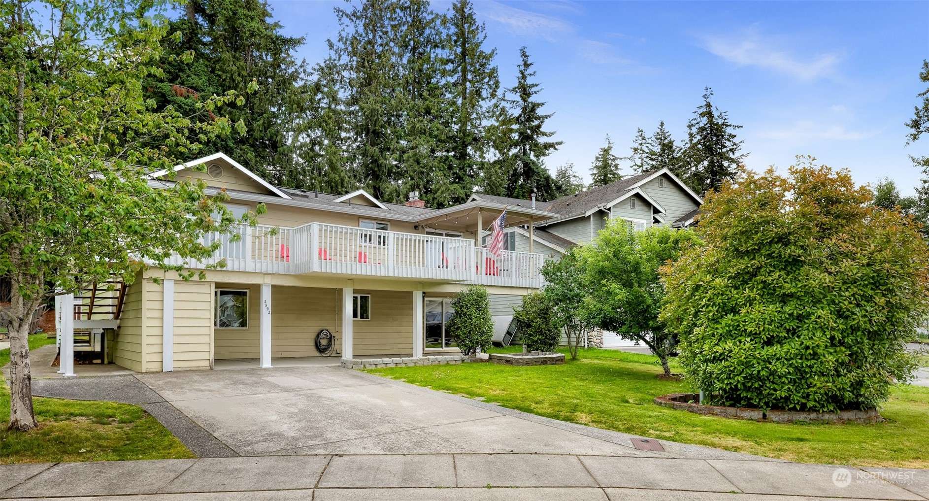 3592 Skylark LOOP, Bellingham, WA 98226