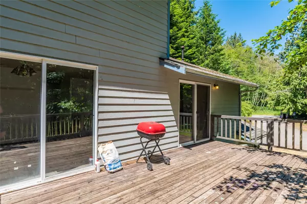 Anacortes, WA 98221,6990 Deer LN