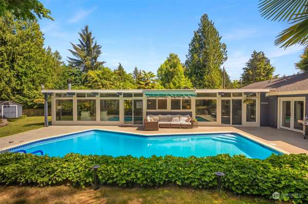 8818 SE 62nd ST, Mercer Island, WA 98040