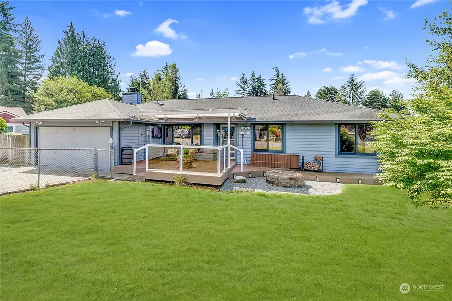 8908 10th PL SE, Lake Stevens, WA 98258