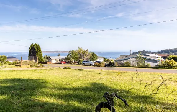 Port Townsend, WA 98368,351 Ridge DR