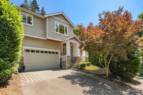 1452 207th AVE NE, Sammamish, WA 98074