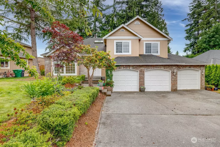 8704 44th AVE W, Mukilteo, WA 98275