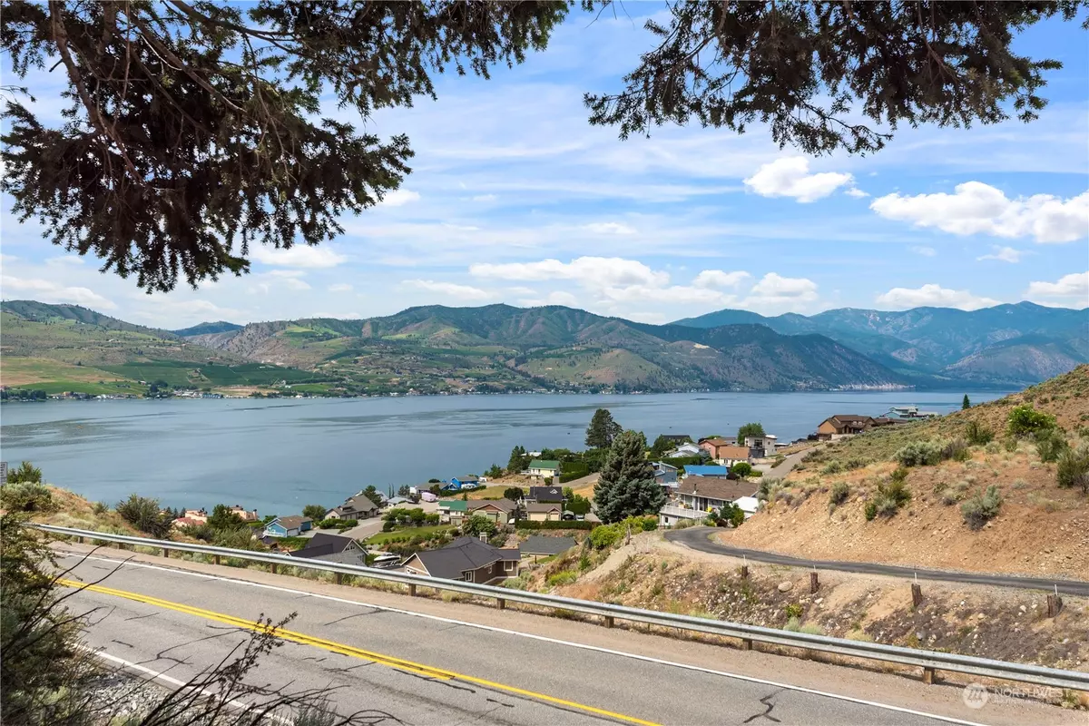 Chelan, WA 98816,104 Lookout WAY SW